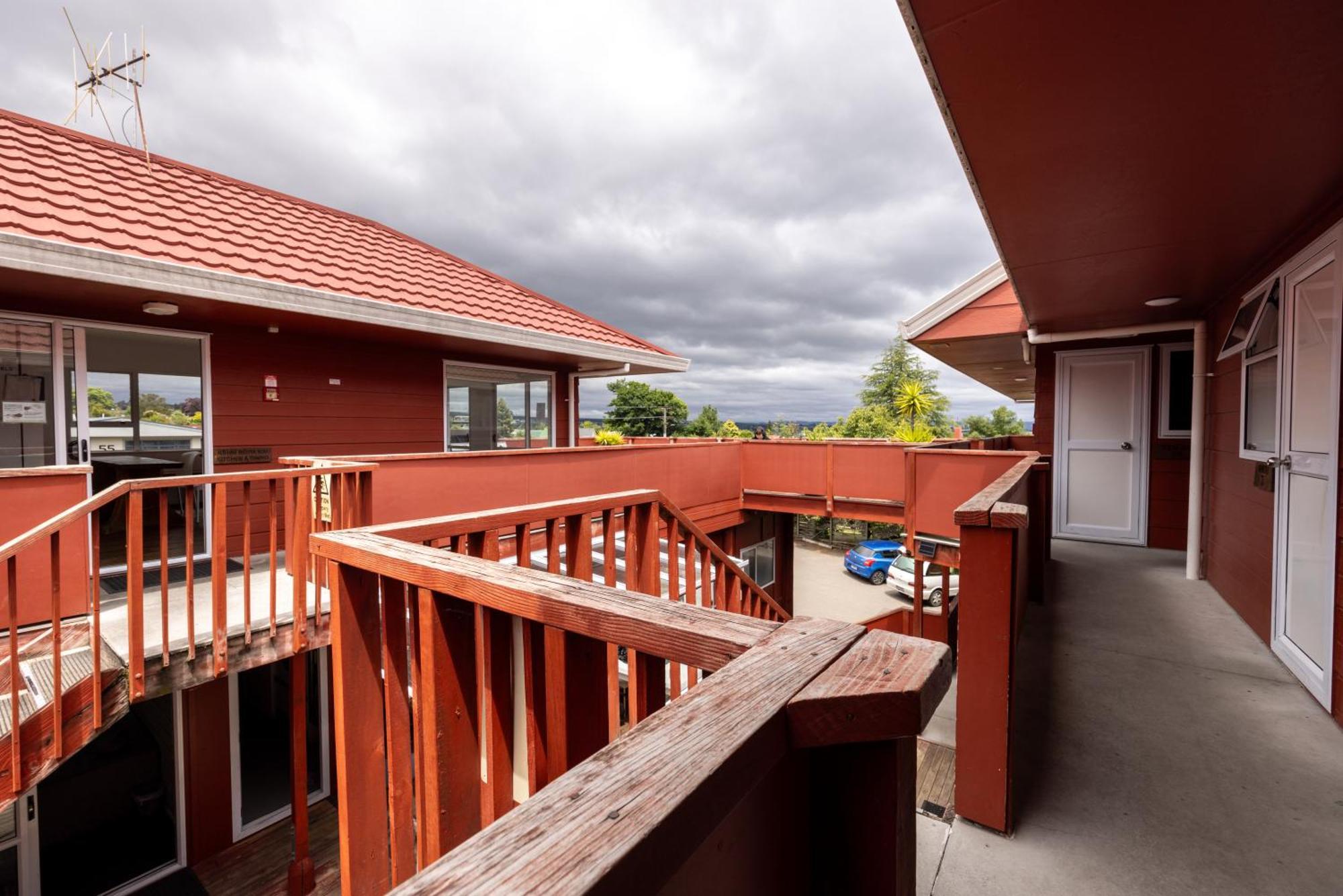 Haka Lodge Taupo Exteriér fotografie